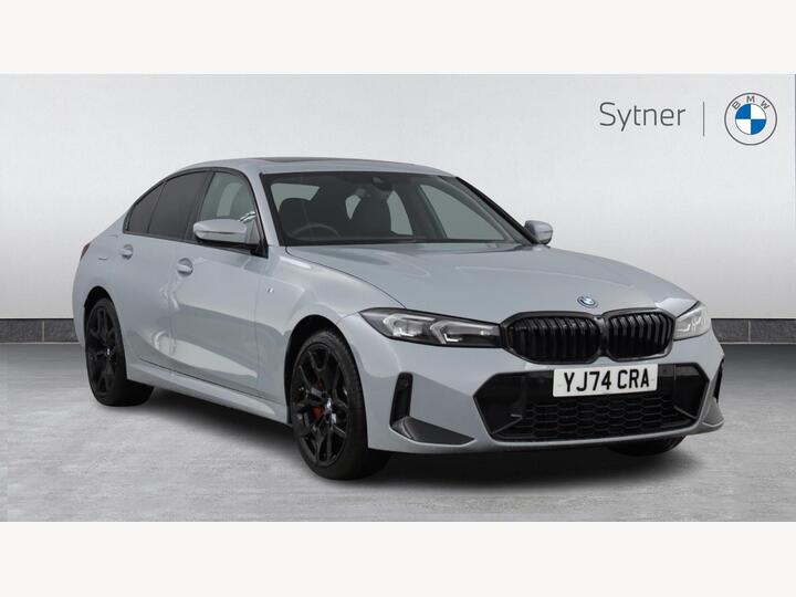 BMW 3 Series 2.0 330e 22.3kWh M Sport Auto Euro 6 (s/s) 4dr BMW 3 Series 2.0 330e 22.3kWh M Sport Auto Euro 6 (s/s) 4dr