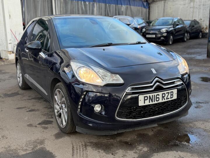 DS AUTOMOBILES DS 3 1.2 PureTech DStyle Nav Euro 6 (s/s) 3dr DS AUTOMOBILES DS 3 1.2 PureTech DStyle Nav Euro 6 (s/s) 3dr