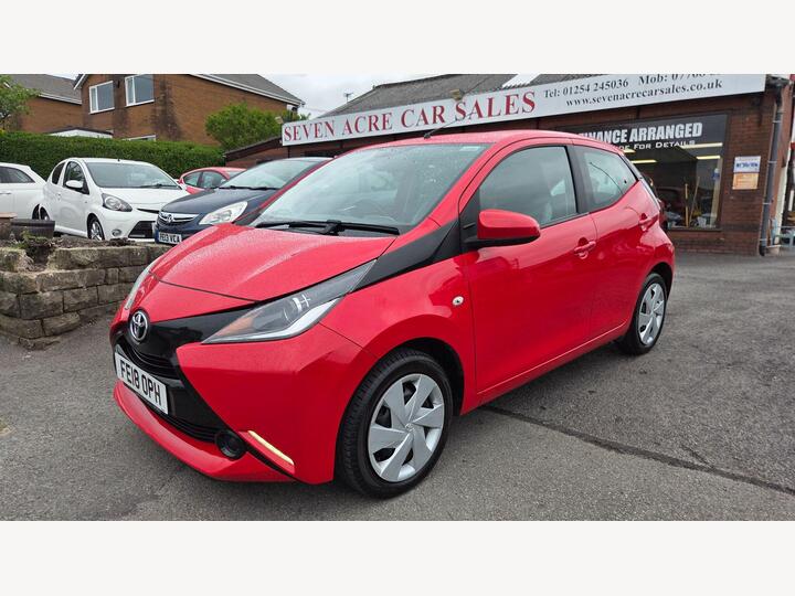 Toyota AYGO 1.0 VVT-i X-play Euro 6 5dr