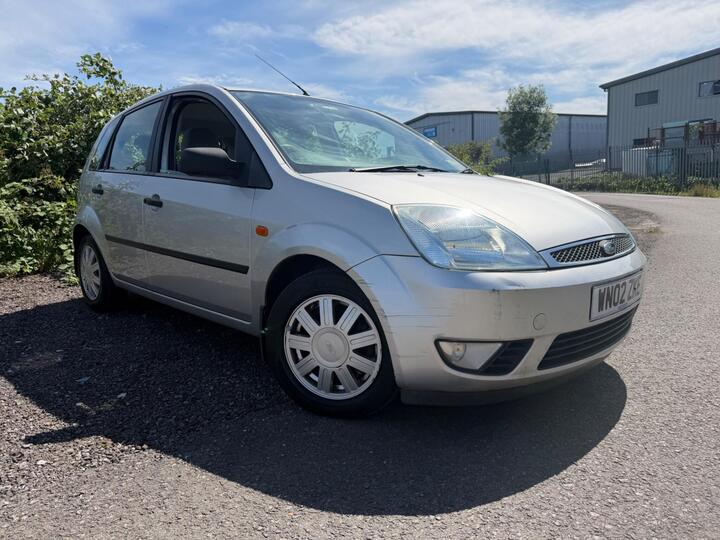 Ford Fiesta 1.6 Ghia 5dr
