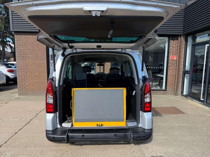 Citroen BERLINGO MULTISPACE 1.6 HDi XTR Multispace MPV Euro 5 5dr