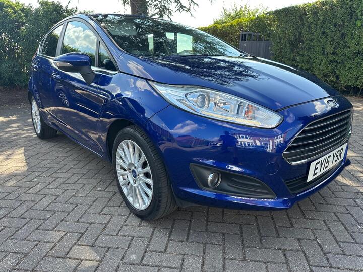 Ford Fiesta 1.0T EcoBoost Titanium Euro 5 (s/s) 5dr