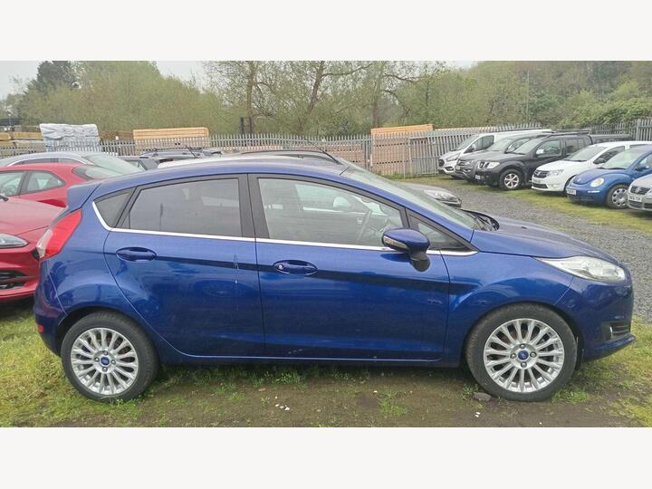 Ford Fiesta 1.0T EcoBoost Titanium Euro 5 (s/s) 5dr