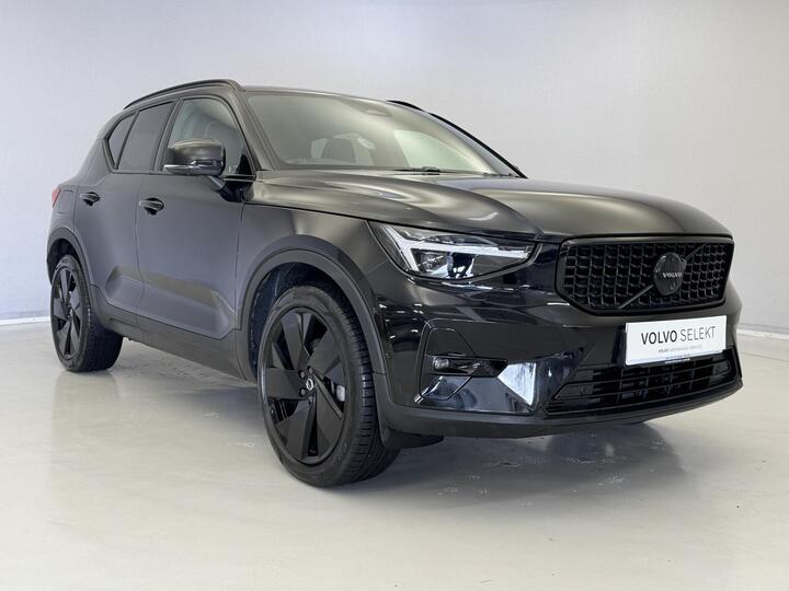 Volvo XC40 2.0 B4 MHEV Ultra Black Edition DCT Auto Euro 6 (s/s) 5dr