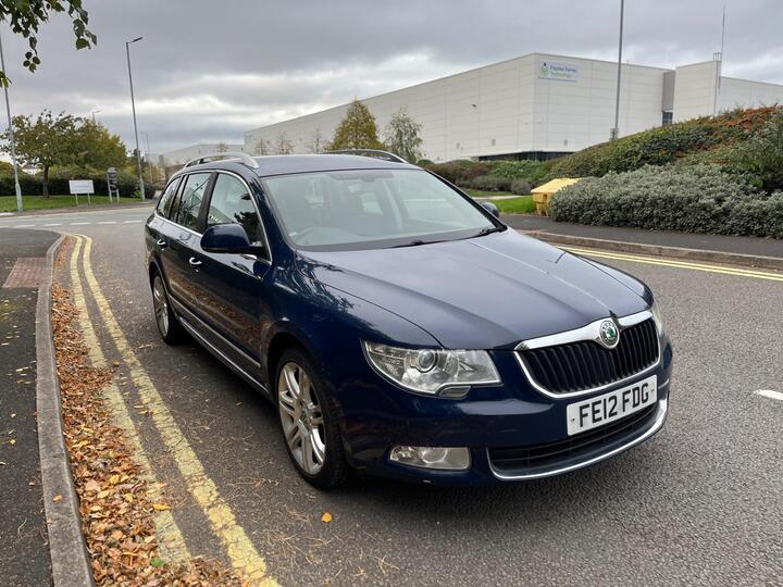Skoda Superb 3.6 V6 Elegance DSG 4WD Euro 5 5dr