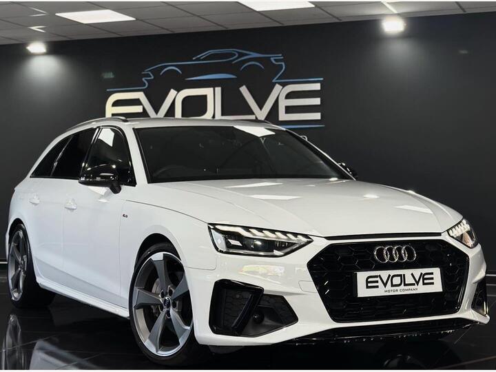 Audi A4 AVANT 2.0 TFSI 40 Black Edition S Tronic Euro 6 (s/s) 5dr