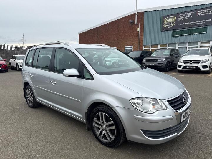 Volkswagen Touran 2.0 TDI SE DSG 5dr (5 Seats)