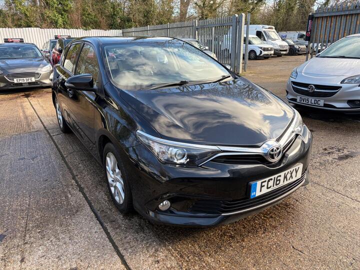 Toyota Auris 1.2 VVT-i Icon Euro 6 (s/s) 5dr