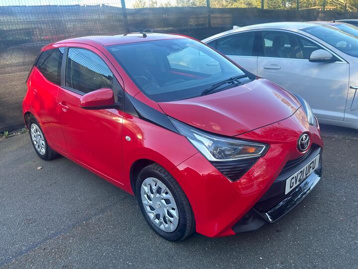 Toyota AYGO 1.0 VVT-i X-play Euro 6 (s/s) 5dr