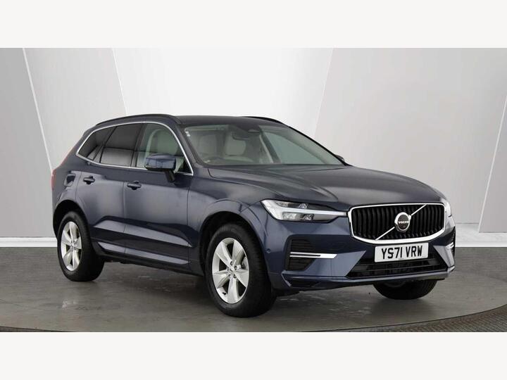 Volvo XC60 2.0 B5 MHEV Momentum Auto Euro 6 (s/s) 5dr