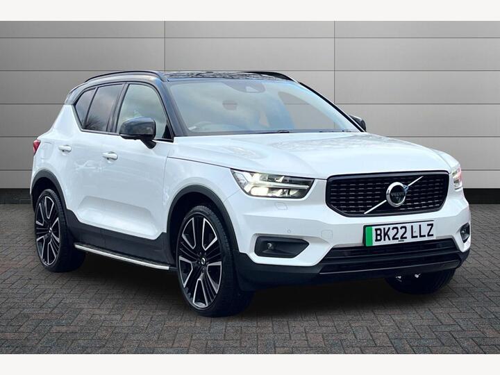 Volvo XC40 1.5h T5 Recharge 10.7kWh Ultimate Dark Auto Euro 6 (s/s) 5dr