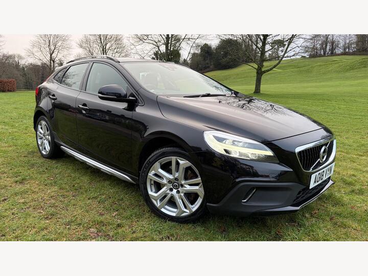 Volvo V40 Cross Country 1.5 T3 GPF Pro Auto Euro 6 (s/s) 5dr