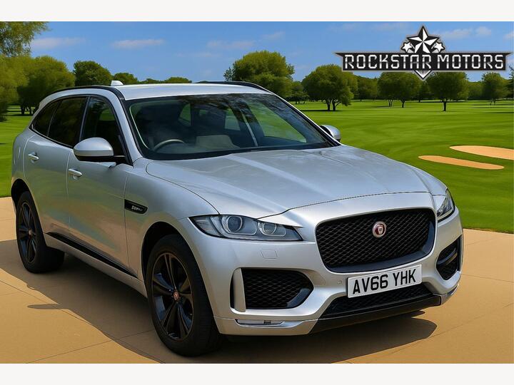Jaguar F-PACE 3.0 D300 V6 S Auto AWD Euro 6 (s/s) 5dr Jaguar F-PACE 3.0 D300 V6 S Auto AWD Euro 6 (s/s) 5dr