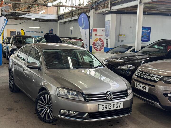 Volkswagen Passat 2.0 TDI BlueMotion Tech Sport Euro 5 (s/s) 4dr