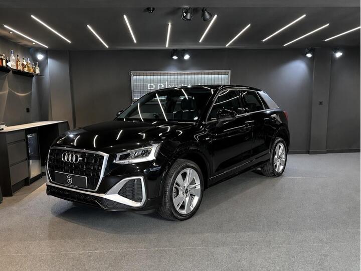 Audi Q2 1.5 TFSI CoD 35 S Line Euro 6 (s/s) 5dr