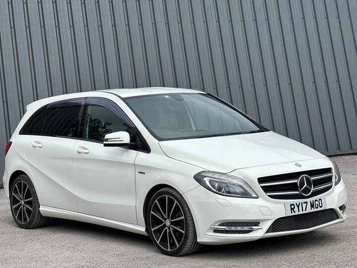 Mercedes-Benz B Class 1.6 B180 BlueEfficiency Sport 7G-DCT Euro 5 (s/s) 5dr