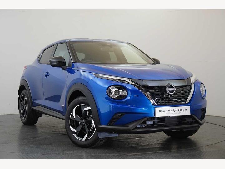 Nissan Juke 1.6 N-Connecta Auto Euro 6 5dr Nissan Juke 1.6 N-Connecta Auto Euro 6 5dr