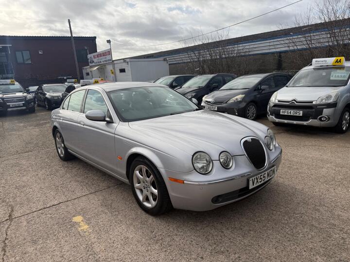 Jaguar S-Type 2.7D V6 SE 4dr Jaguar S-Type 2.7D V6 SE 4dr