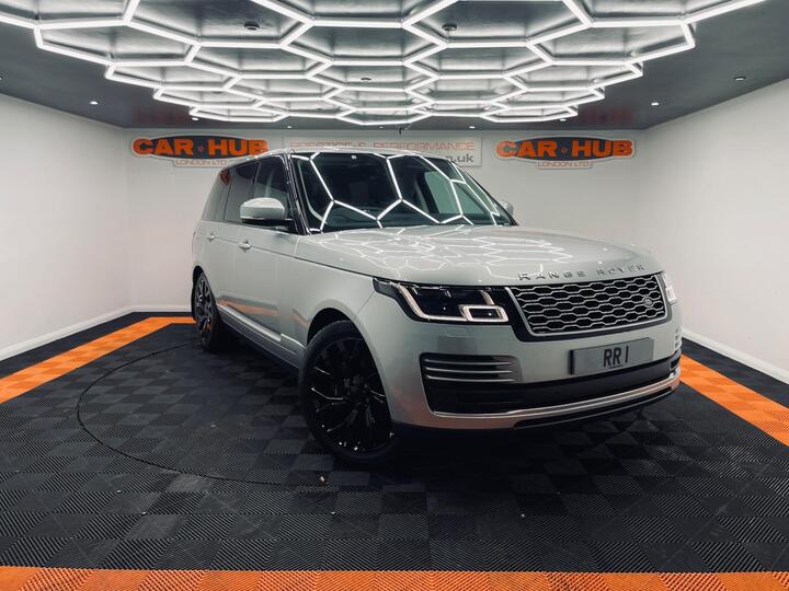Land Rover Range Rover 4.4 SD V8 Vogue Auto 4WD Euro 6 (s/s) 5dr Land Rover Range Rover 4.4 SD V8 Vogue Auto 4WD Euro 6 (s/s) 5dr