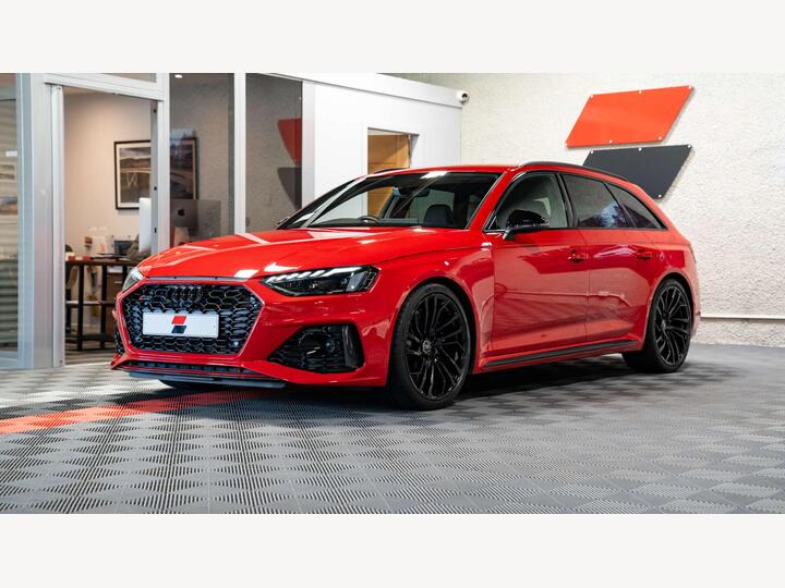 Audi A4 2.9 TFSI V6 Carbon Black Tiptronic Quattro Euro 6 (s/s) 5dr Audi A4 2.9 TFSI V6 Carbon Black Tiptronic Quattro Euro 6 (s/s) 5dr