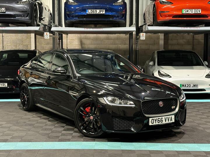 Jaguar XF 3.0d V6 S Auto Euro 6 (s/s) 4dr