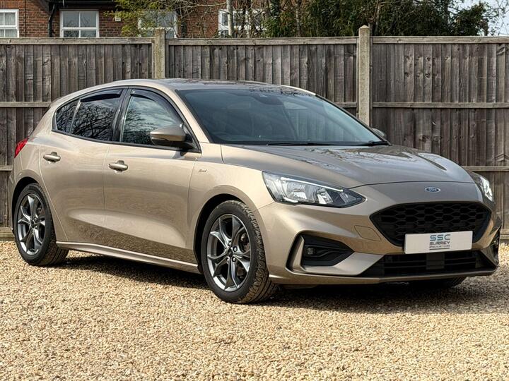 Ford FOCUS 1.0T EcoBoost ST-Line Euro 6 (s/s) 5dr