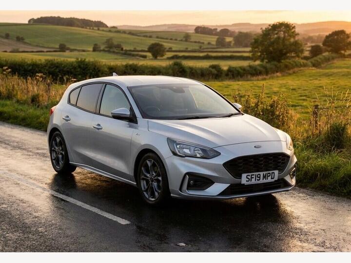 Ford FOCUS 1.0T EcoBoost ST-Line Euro 6 (s/s) 5dr