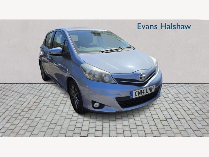 Toyota YARIS HATCHBACK 1.33 Dual VVT-i Icon Plus Euro 5 5dr