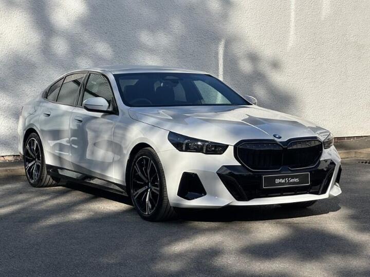 BMW 5 SERIES 2.0 520i MHT M Sport Pro Steptronic Euro 6 (s/s) 4dr