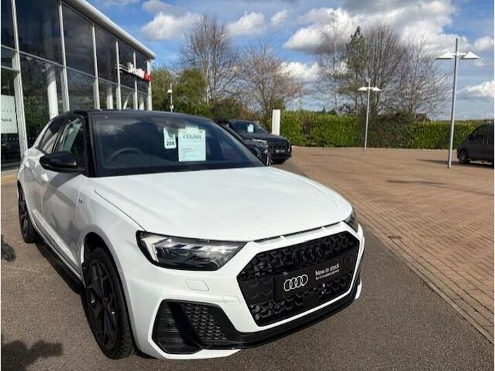 Audi A1 Sportback 1.5 TFSI 35 Black Edition Sportback S Tronic Euro 6 (s/s) 5dr