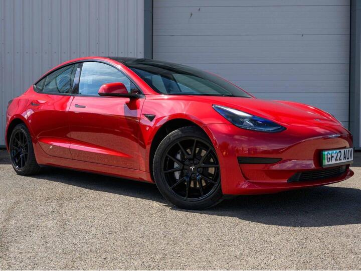 Tesla Model 3 Standard Range Plus Auto RWD 4dr