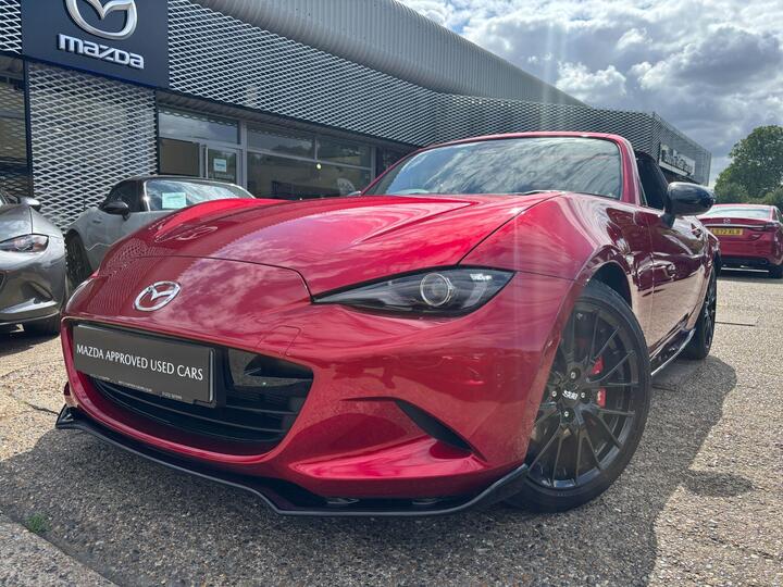 Mazda MX-5 2.0 SKYACTIV-G Homura Euro 6 (s/s) 2dr Mazda MX-5 2.0 SKYACTIV-G Homura Euro 6 (s/s) 2dr