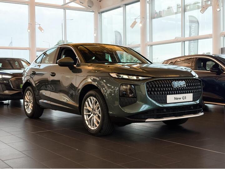 Audi Q3 1.5 TFSI Sport Sportback S Tronic Euro 6 (s/s) 5dr