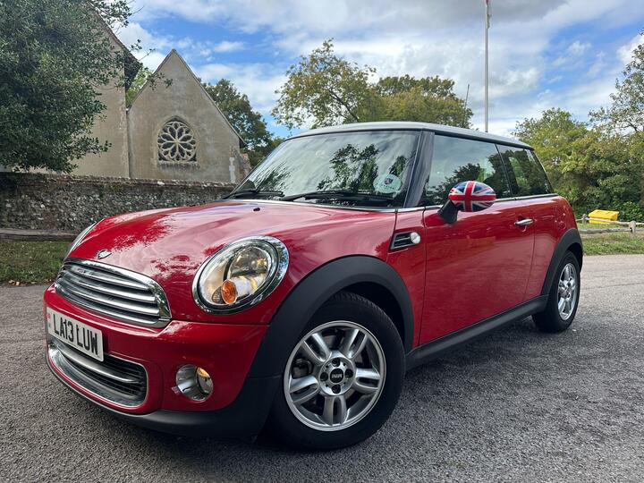 MINI Hatch 1.6 Cooper Auto Euro 5 3dr