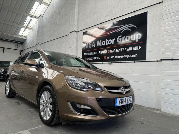 Vauxhall Astra 2.0 CDTi Elite Sports Tourer Auto Euro 5 5dr