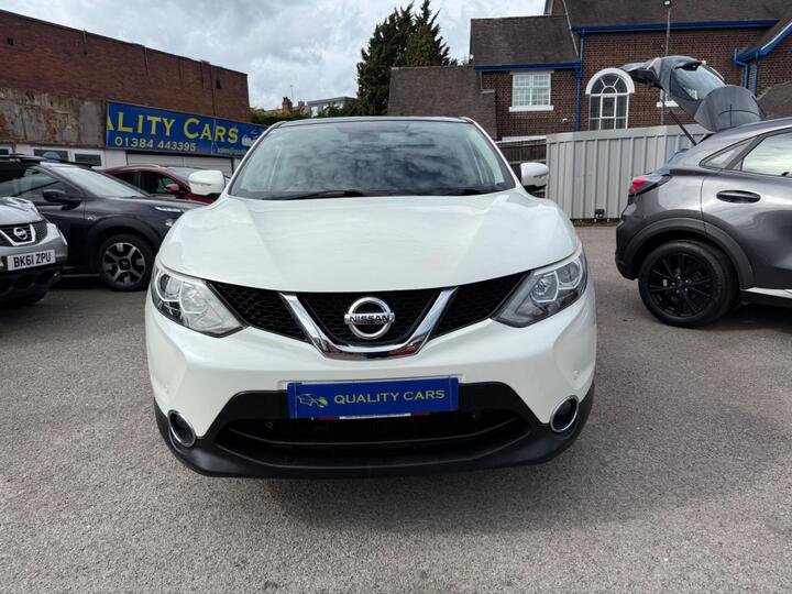 Nissan Qashqai 1.2 DIG-T Acenta Premium 2WD Euro 5 (s/s) 5dr
