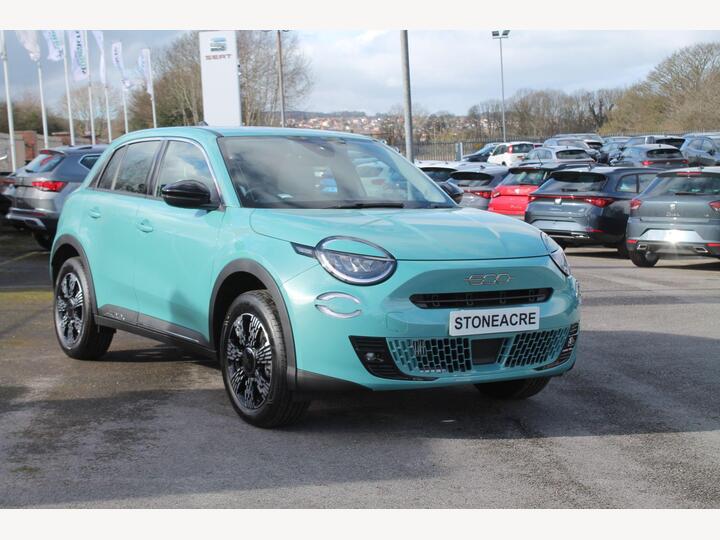 Fiat 600e 54kWh La Prima Auto 5dr