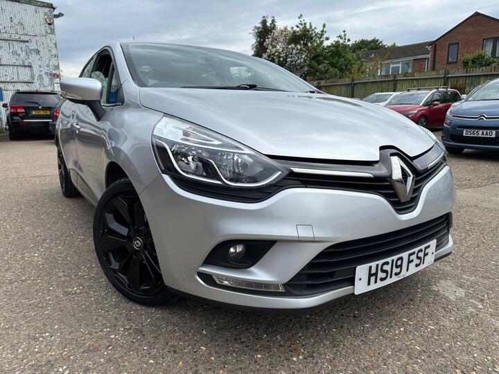 Renault Clio 0.9 TCe Iconic Euro 6 (s/s) 5dr