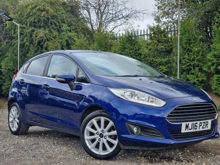 Ford Fiesta 1.0T EcoBoost Titanium Euro 6 (s/s) 5dr