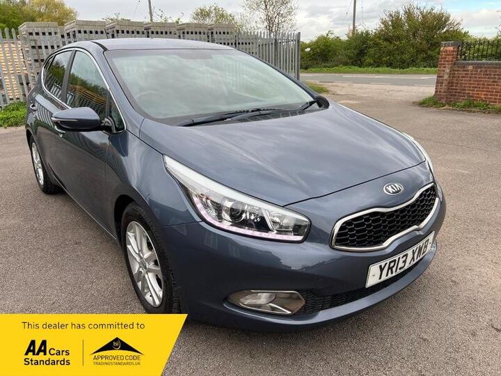 Kia Ceed 1.6 GDi EcoDynamics 3 Euro 5 (s/s) 5dr