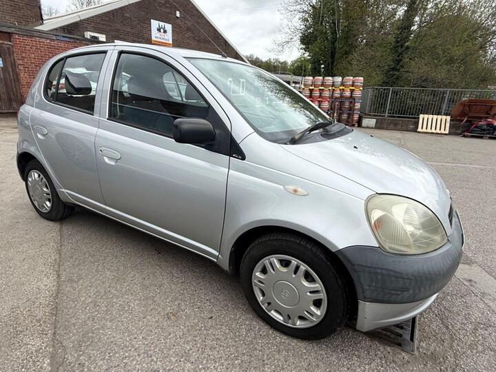 Toyota YARIS 1.0 VVT-i 16v GS 5dr