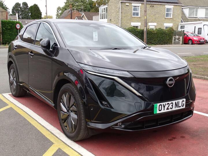 Nissan ARIYA 87kWh Evolve Auto 5dr 22kW Charger