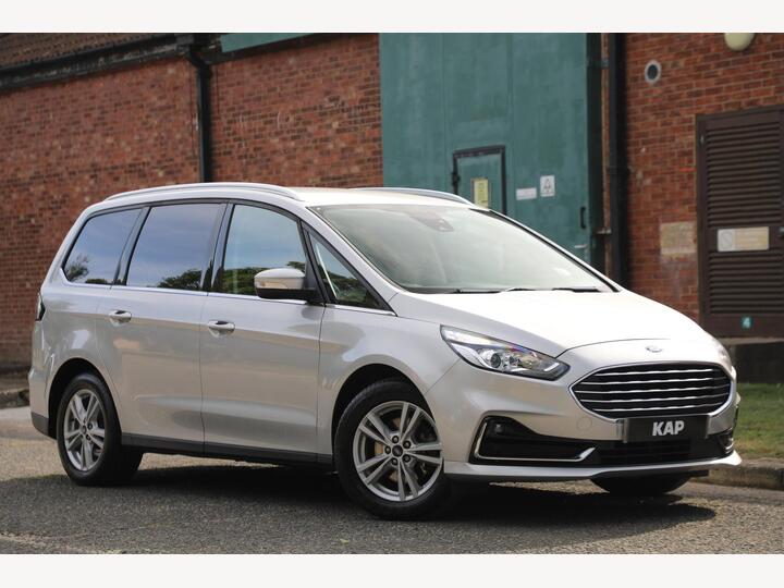 Ford Galaxy 2.5h Duratec Titanium CVT Euro 6 (s/s) 5dr