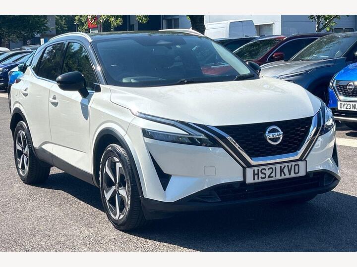 Nissan Qashqai 1.3 DIG-T MHEV Premiere Edition Euro 6 (s/s) 5dr