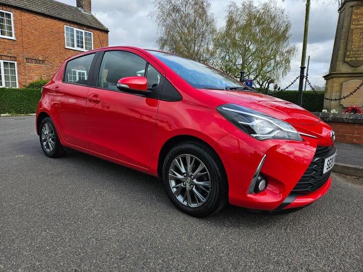 Toyota Yaris 1.0 VVT-i Icon Euro 6 5dr