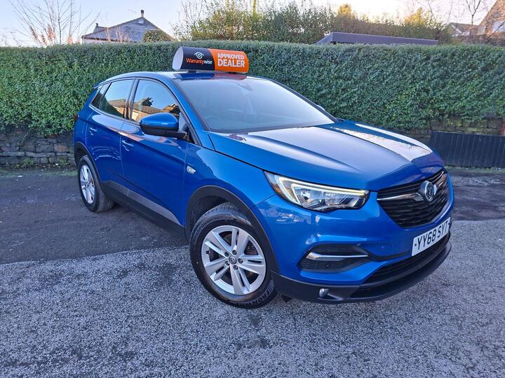 Vauxhall Grandland X 1.2 Turbo SE Euro 6 (s/s) 5dr Vauxhall Grandland X 1.2 Turbo SE Euro 6 (s/s) 5dr