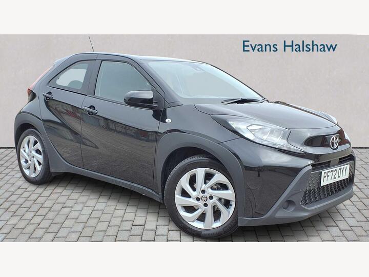 Toyota AYGO X HATCHBACK 1.0 VVT-i Pure X-shift Euro 6 (s/s) 5dr Toyota AYGO X HATCHBACK 1.0 VVT-i Pure X-shift Euro 6 (s/s) 5dr