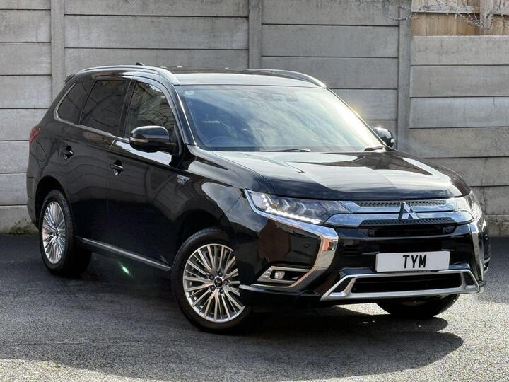 Mitsubishi OUTLANDER 2.4h TwinMotor 13.8kWh 4hs CVT 4WD Euro 6 (s/s) 5dr