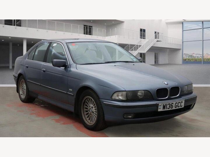 BMW 5 Series 2.0 520i SE 4dr
