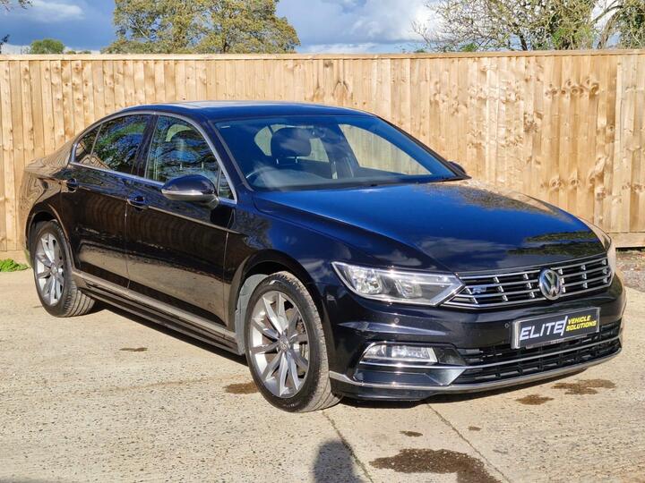 Volkswagen Passat 2.0 TDI R-Line DSG Euro 6 (s/s) 4dr